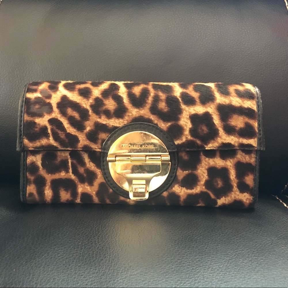 Michael Kors Cheetah Wallet